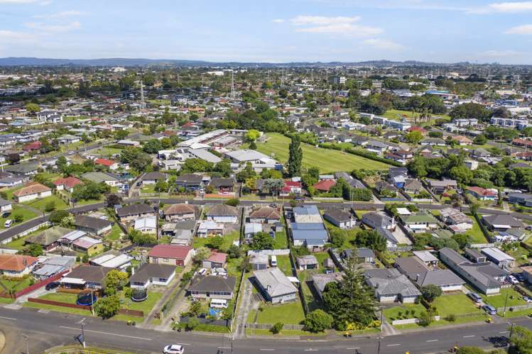 57 Cobham Crescent Otara_22