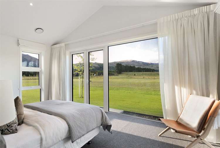 77 Stone Drive Cromwell_13