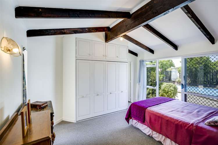 66 Menin Road Onekawa_8