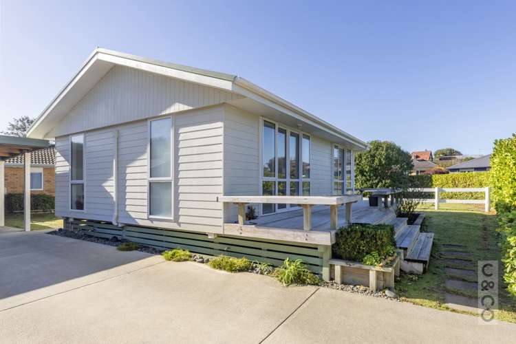 2 Applemoors Way Riverhead_37