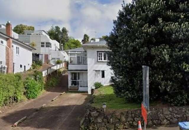 Charming 1930s villa