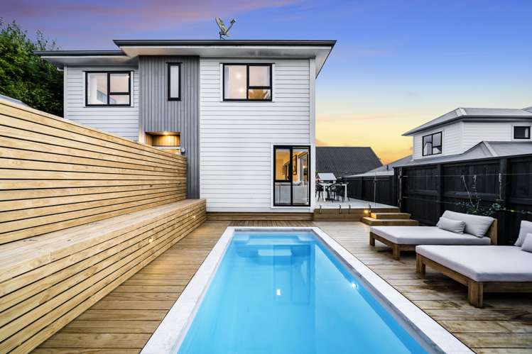 2/70 St Johns Road_0