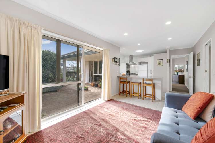 21 John Brooke Crescent East Tamaki Heights_6