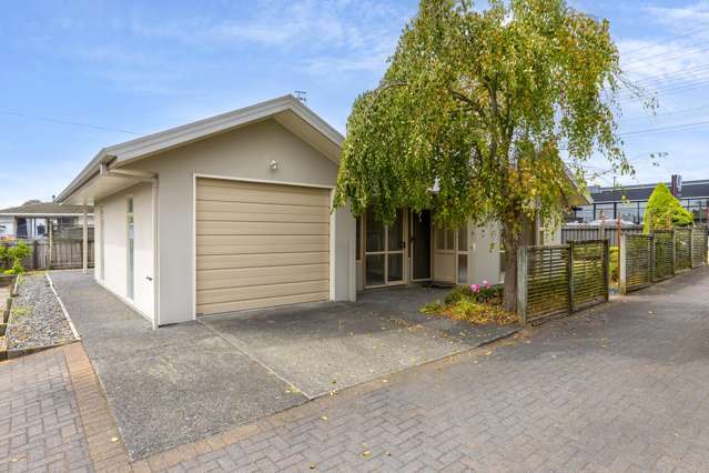 2/156 Spa Road Taupo_3