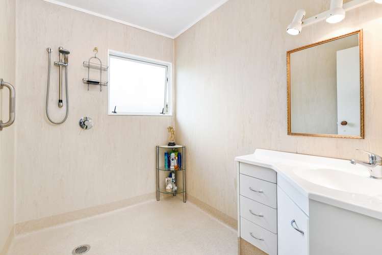 17 Chapman Place Fairy Springs_12