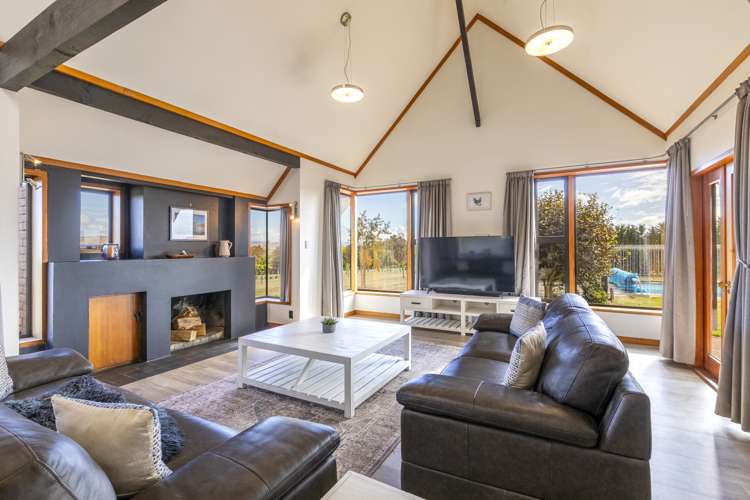 297 Porangahau Road Waipukurau and Surrounds_9