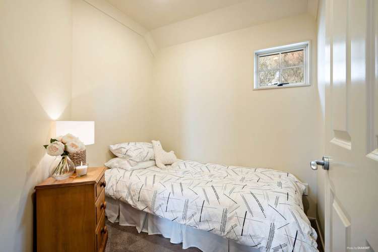 6 Chardonnay Rise Henderson_20