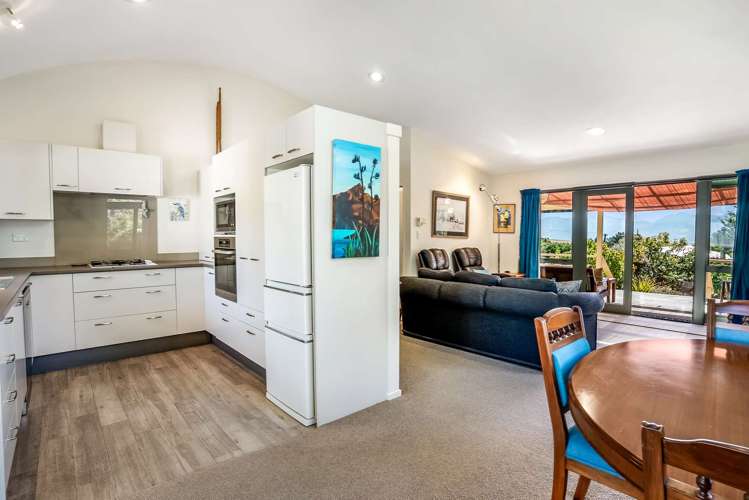 8b Te Papau Crescent Diamond Harbour_8