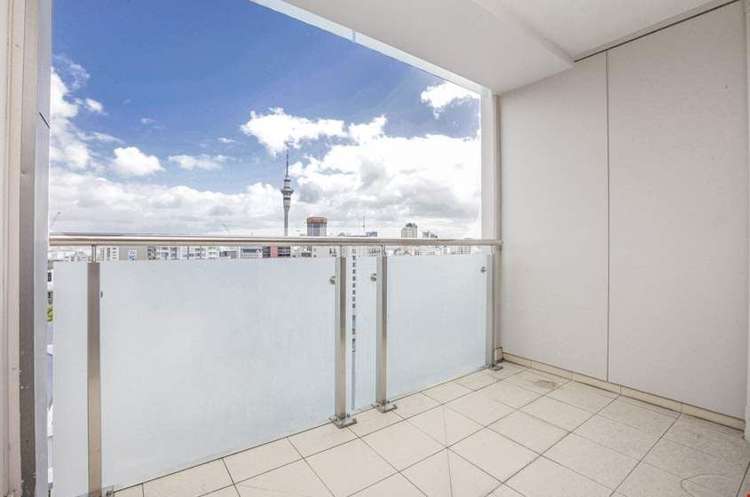 704/70 Pitt Street Auckland Central_10