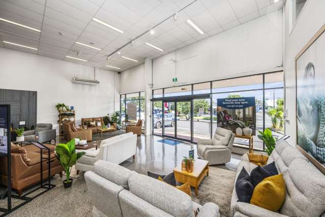 Unit C, 7-19 Croftfield Lane Wairau Valley_3