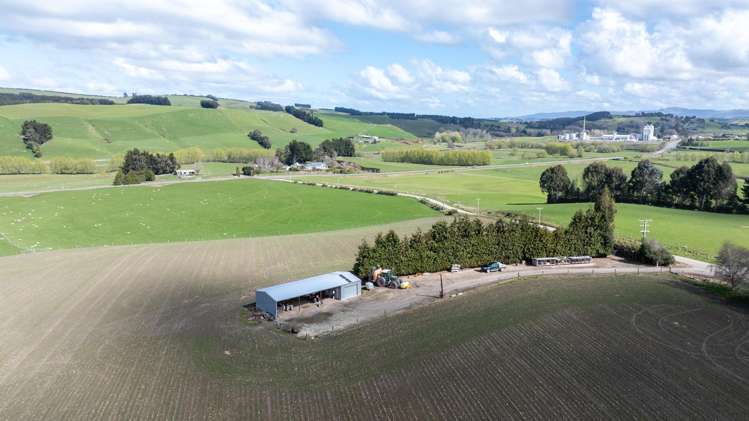 559 Waipahi Highway Mcnab_24