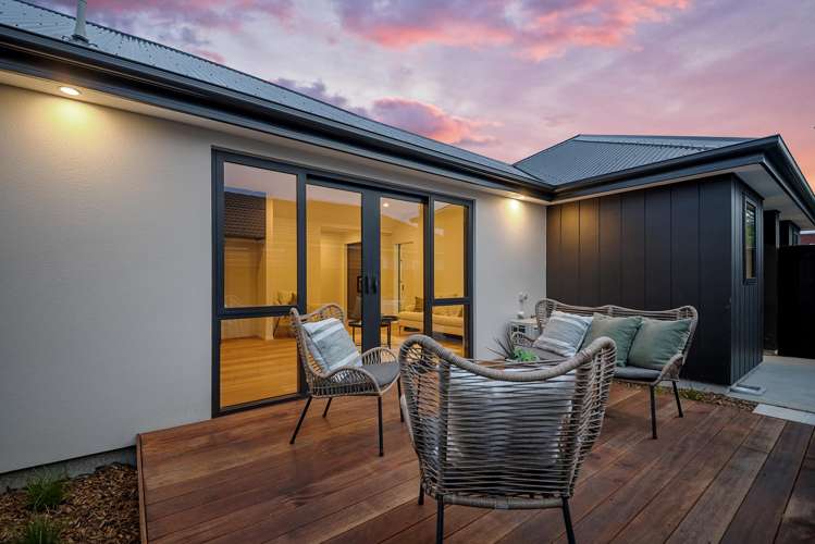 2/45 Averill Street Richmond_11