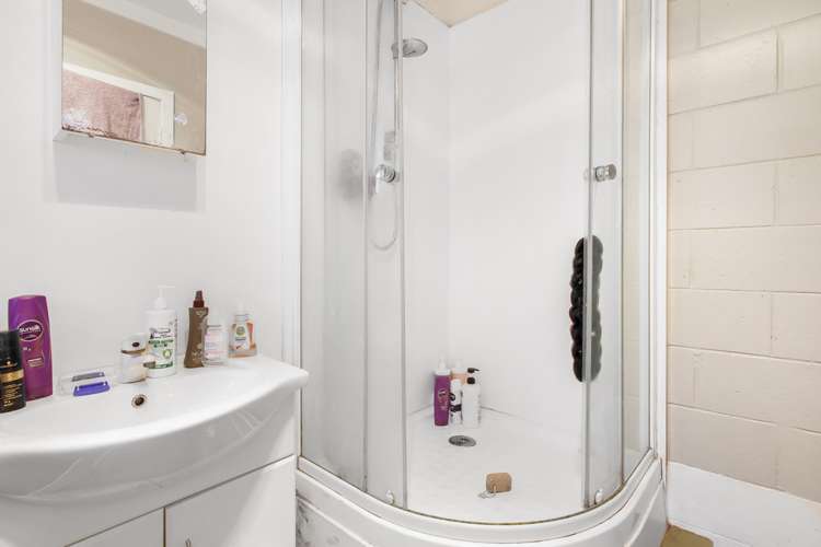 12 Tahi Terrace Glen Eden_11