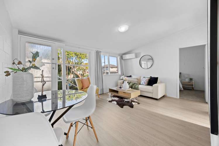 2/220A Church Street Onehunga_4