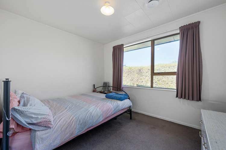 16 Faulkland Drive Witherlea_13