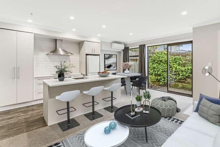 2/25 Thackeray Street_0