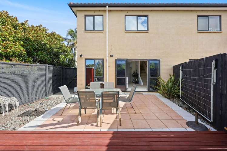 118 Huntington Drive Huntington Park_20