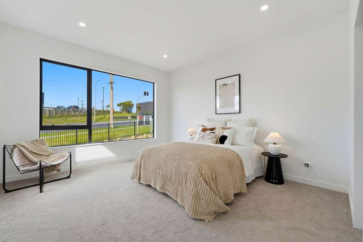 19 & 25 Wira Lane Silverdale_14