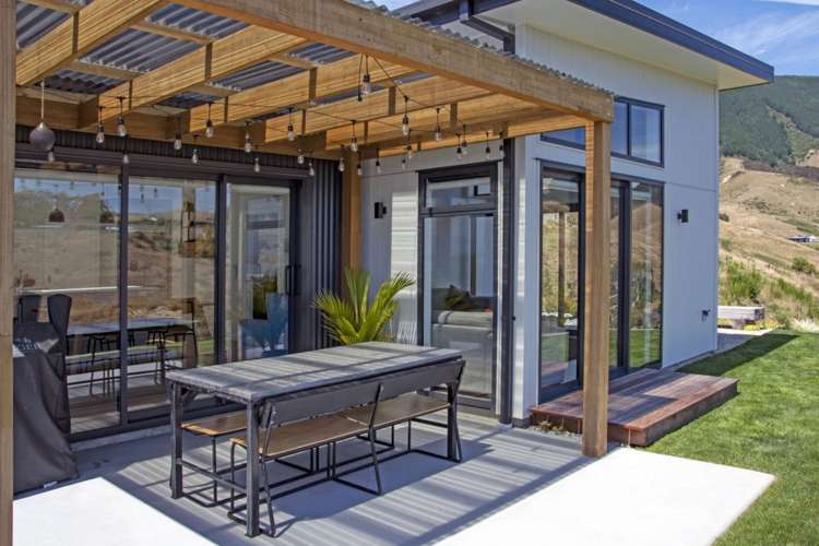 23 Hill Tops Way Stoke_29