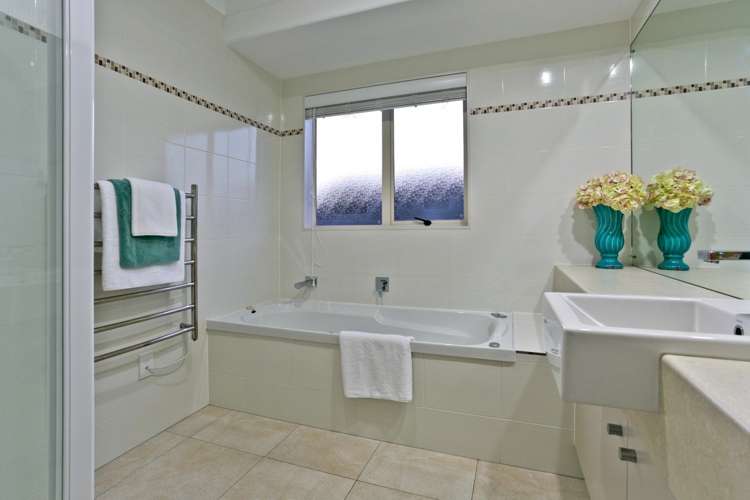 63 Laurel Oak Drive Schnapper Rock_16