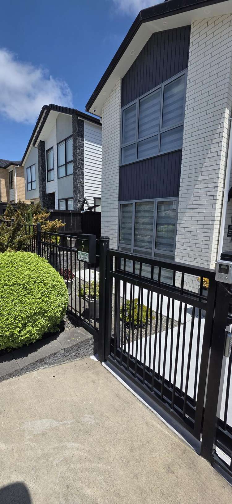 7A Ballyliffin Drive Flat Bush_1