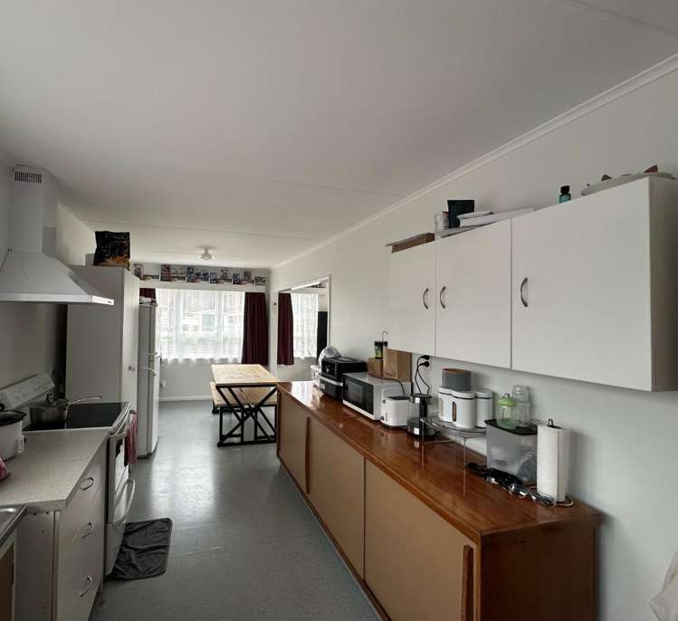 1 Plymouth Road 10480_2