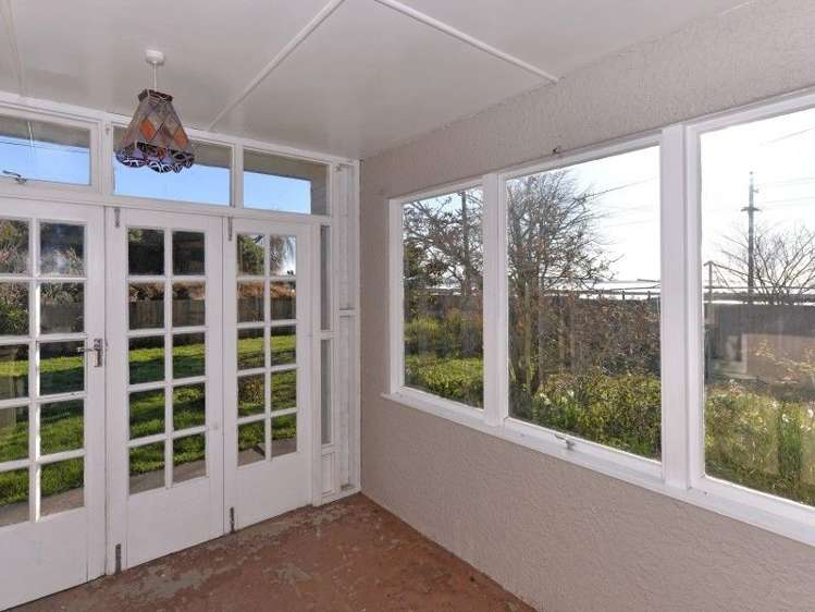 587 Lower Queen Street Richmond_12