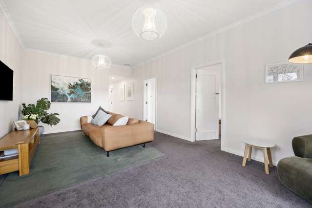 39 Tuatoru Street Eastbourne_3