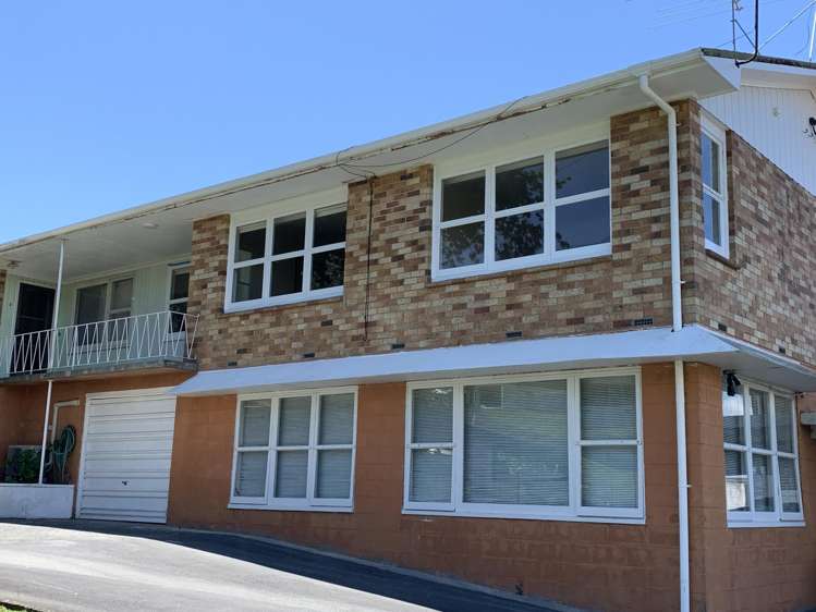 1/15 Walter Macdonald Street Howick_0