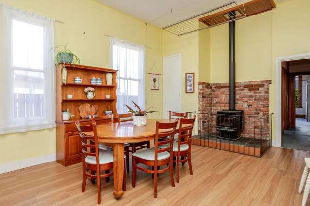 18 Albert Street Dannevirke_4