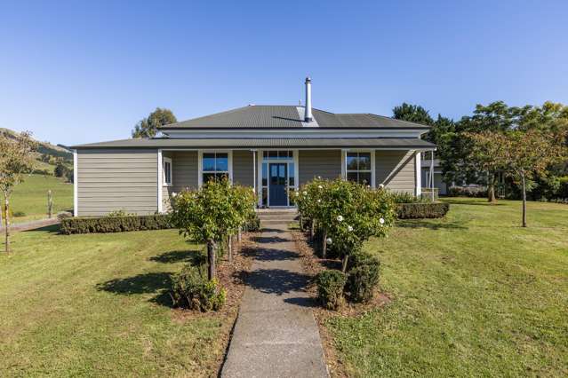 2033 Kahuranaki Road Kahuranaki_1