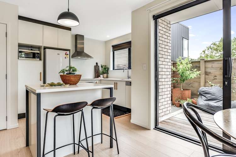 2b Martin Street Fairfield_12