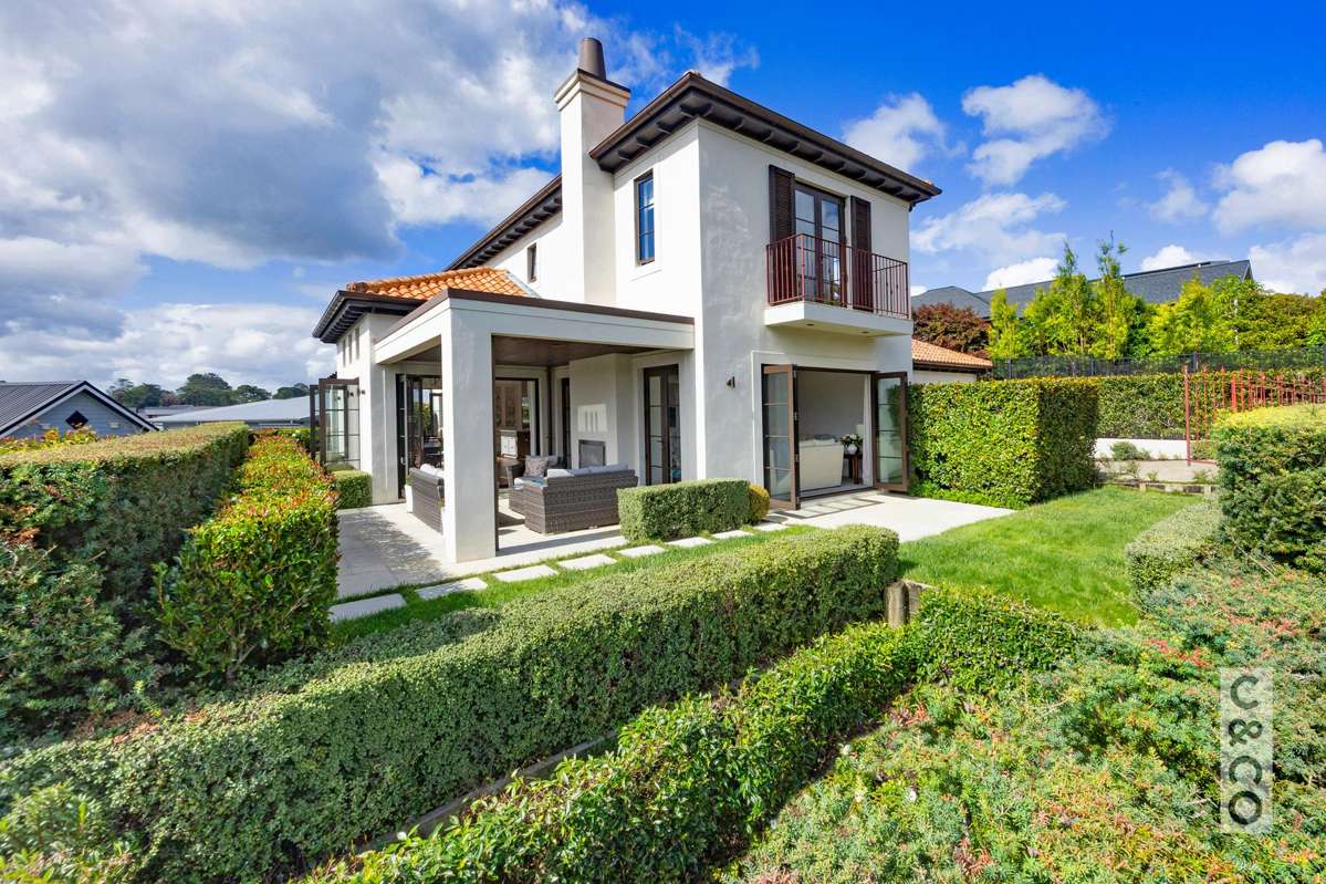 8 Tauwaka Crescent_0