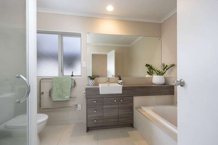 9 Brookview Drive Flat Bush_15