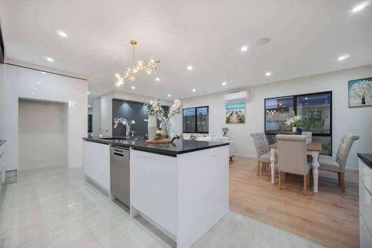 63 Bushfield Drive Flat Bush_5