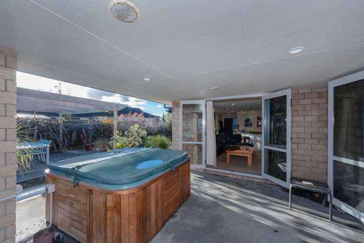 17 Hawkridge Rise Huntington_8