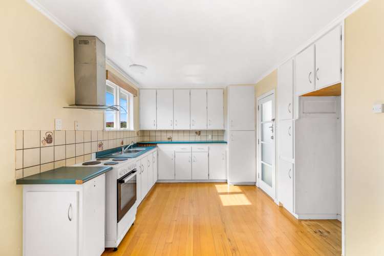 20 Stokes Avenue Te Atatu Peninsula_12