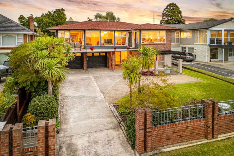 76 Jaemont Avenue Te Atatu South_1