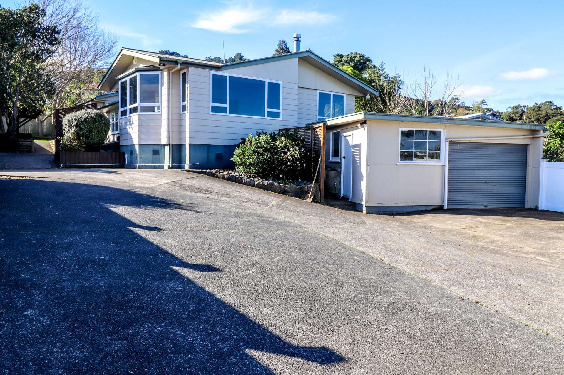 208 Waikiekie Road Thames_0