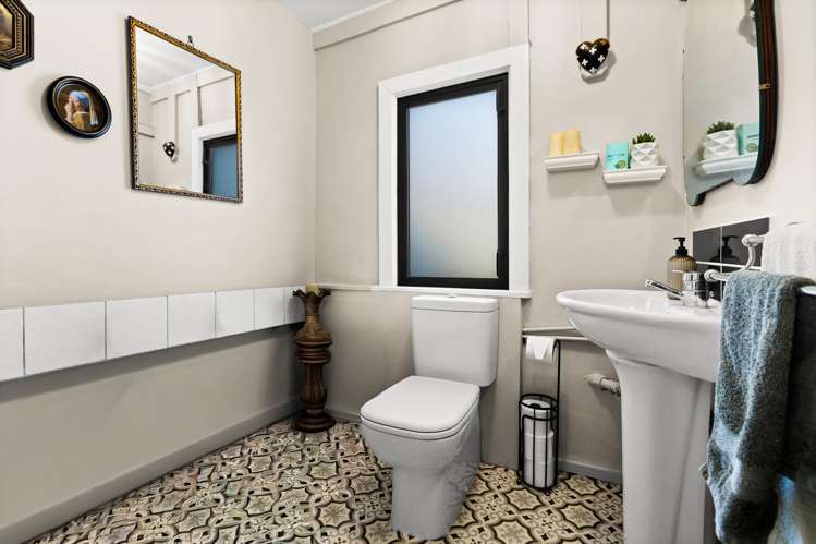 507 Shakespeare Terrace Bluff Hill_13