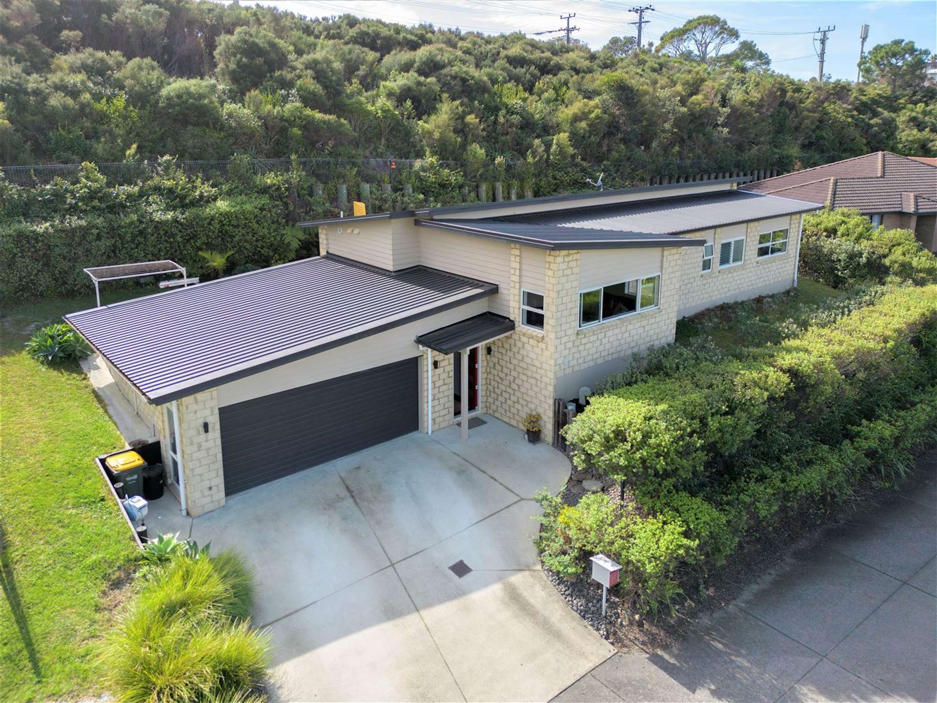 17 Waldorf Crescent Orewa_0