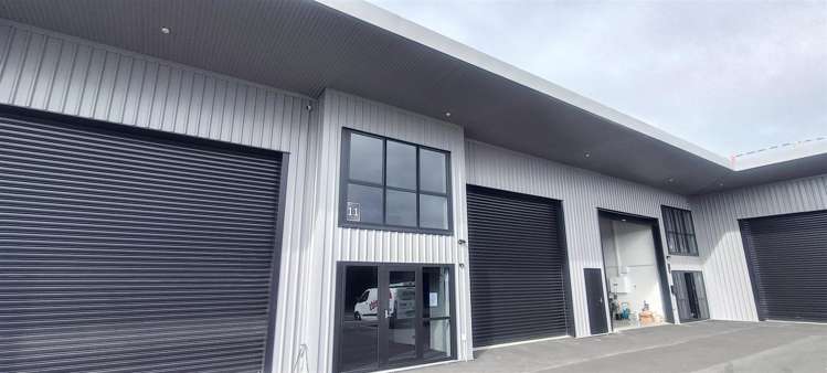 11/42B John Spencer Way_0