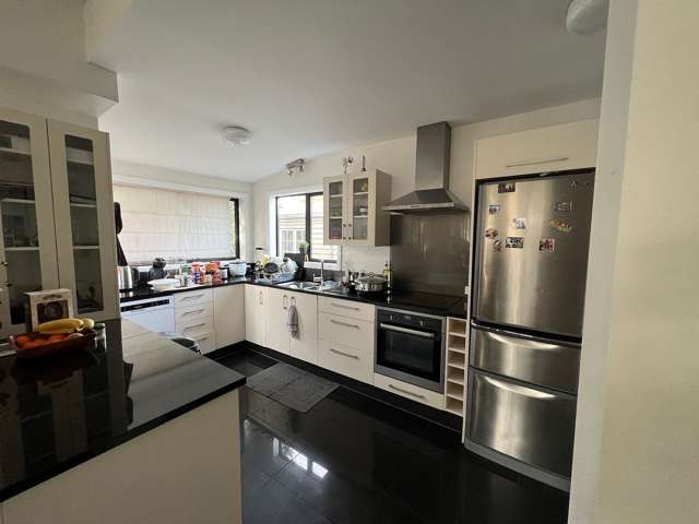 2/8 Bradshaw Terrace Riccarton_1