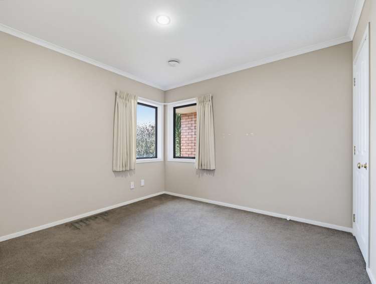 5 Duggan drive Owhata_17