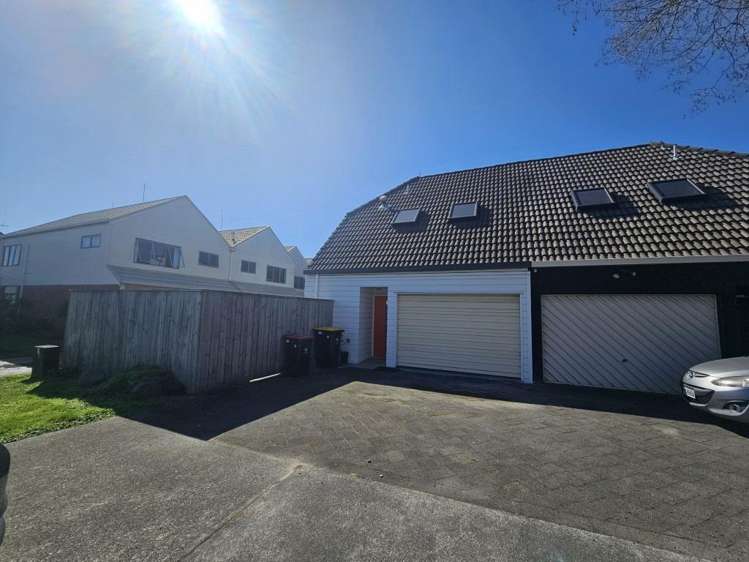 1/31 Miro Street 11229_1