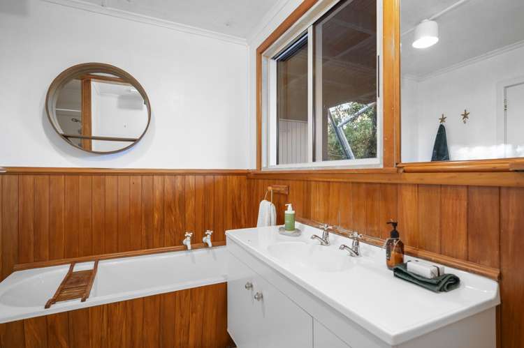 14 Le Quesne Road Bay View_12