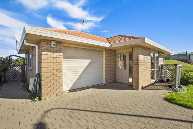 27 Crown Hill Paraparaumu_1