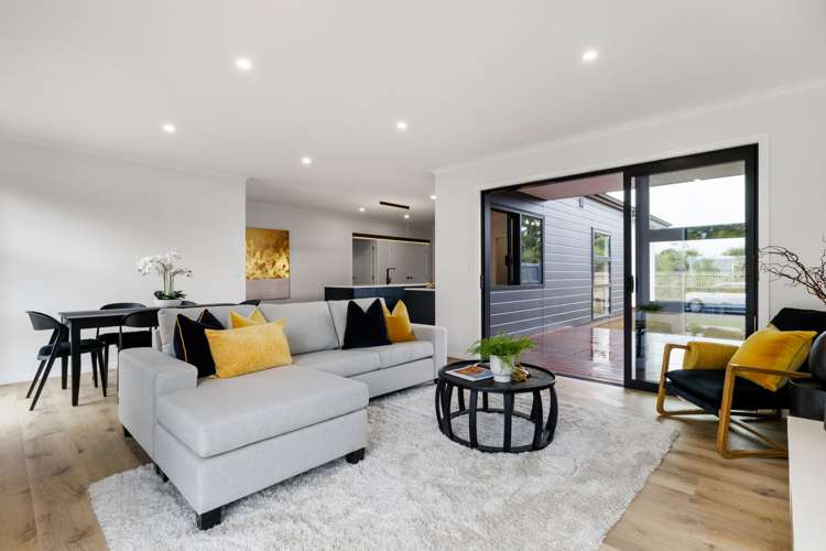 9 Whakahaumako Road Leamington_9