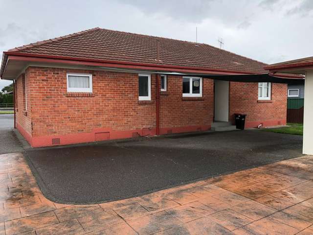 242 Kennedy Road Onekawa_3