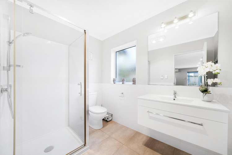 15 Portofina Place Flat Bush_13